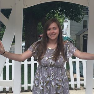 Meet your Posher, Corinne